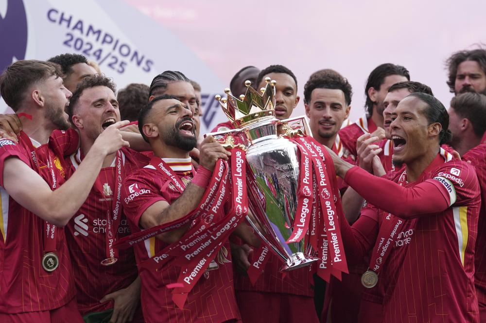 霍伊伦：我喜欢压迫和背对球门；进球美妙但功劳要和球队分享